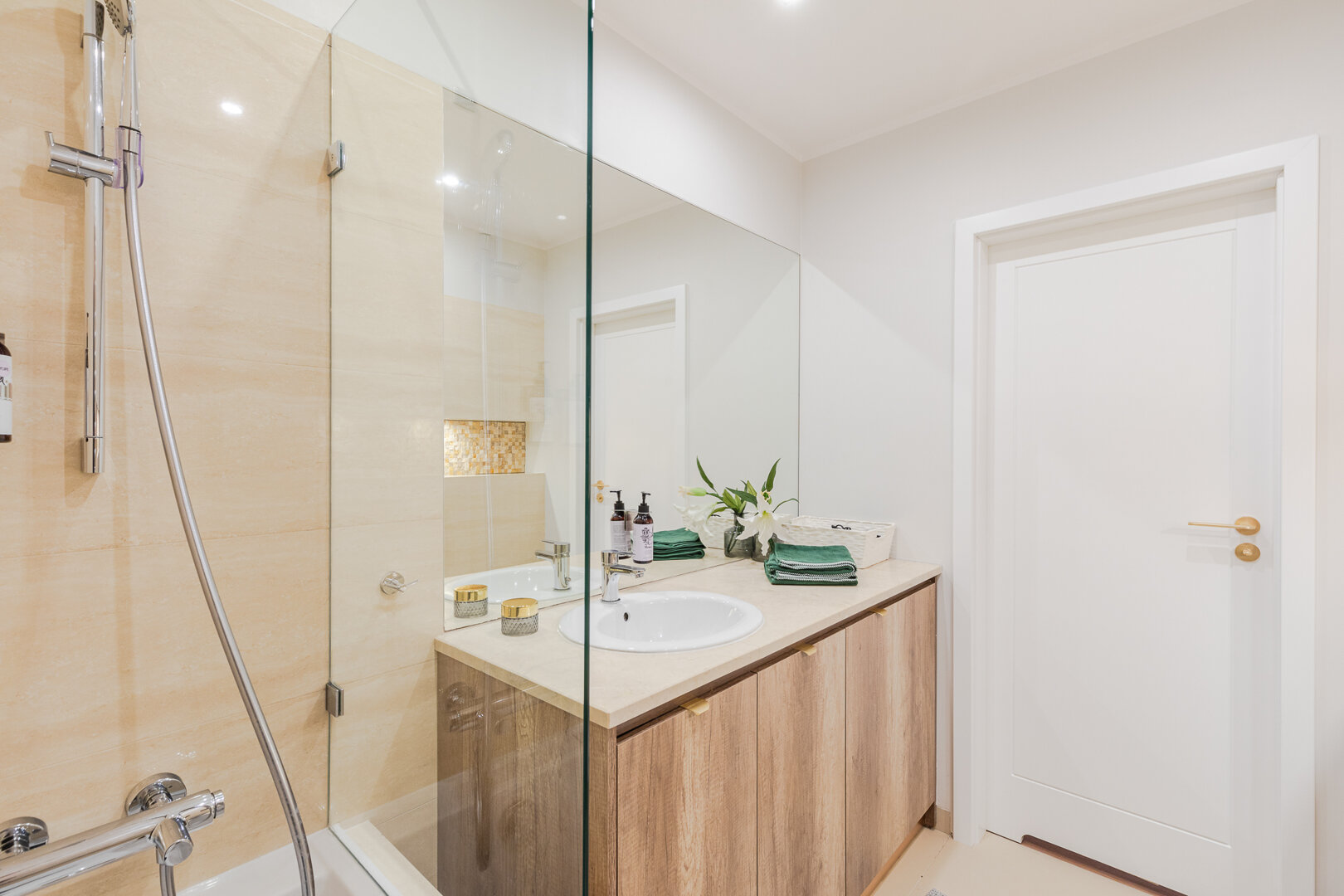 VIDOC APARTMENTS - 9